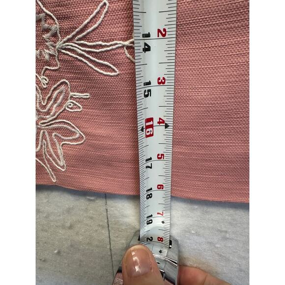 GORGEOUS Loft Women Pencil Skirt Embroidered Cotton Coquette Old Money Size 6 - Picture 7 of 9